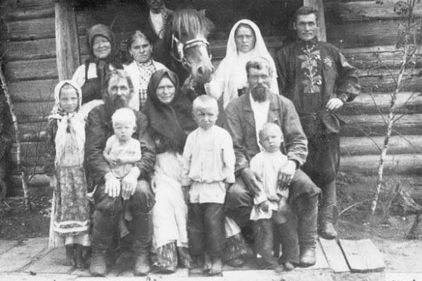 Крестьянская семья 1915 г.